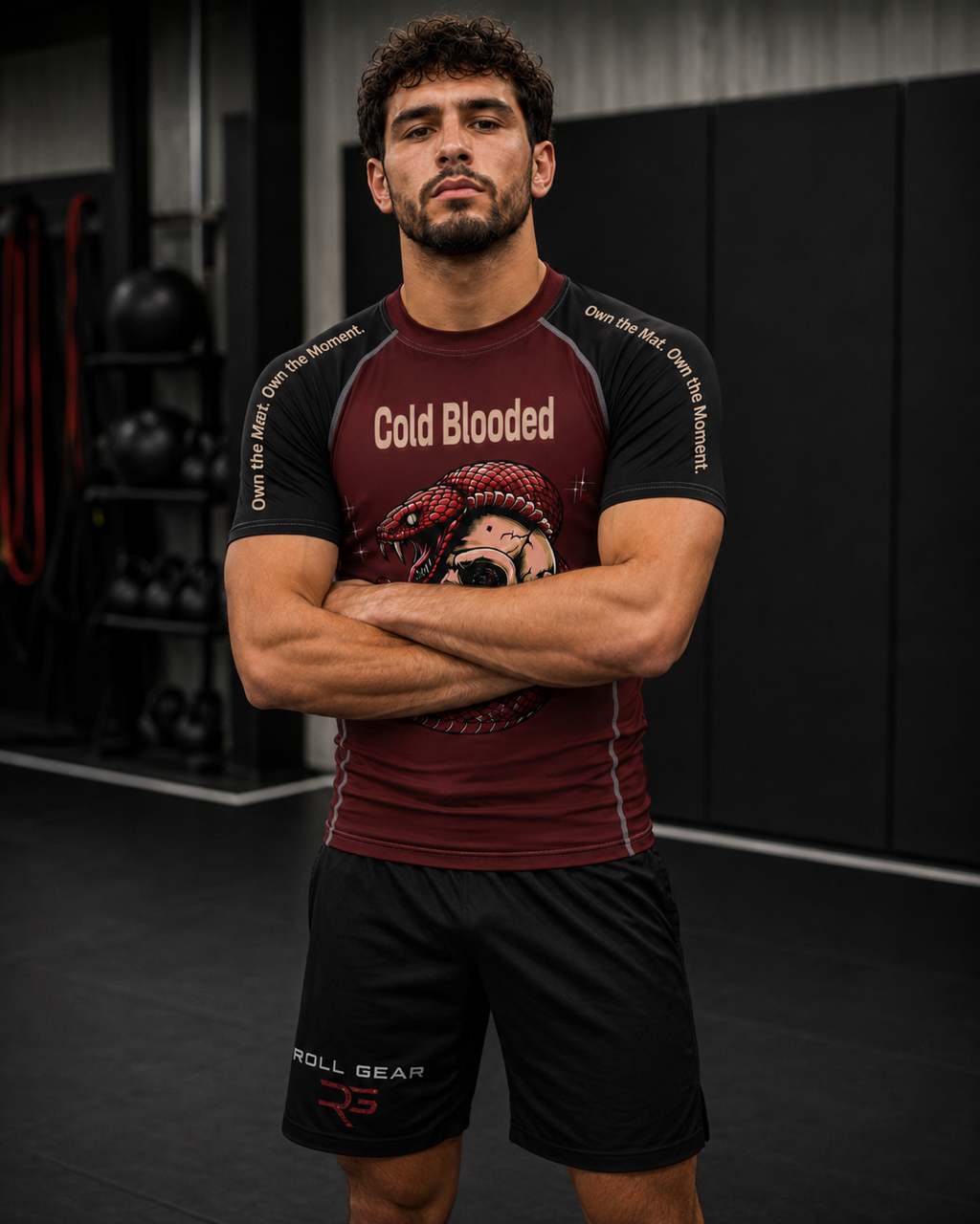 Rash Guard "Sangre Fría" – Edición Atleta Maroon Venom – Manga Corta | Roll Gear