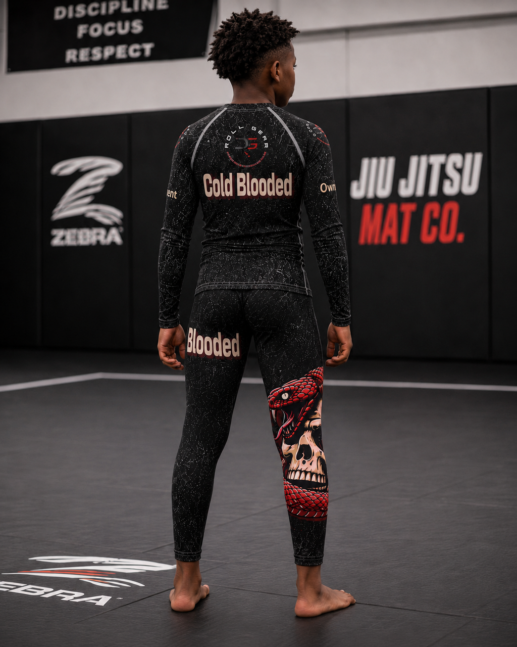 Rash guard de manga larga para jóvenes Cold Blooded – Black Venom Athlete Edition | Roll Gear