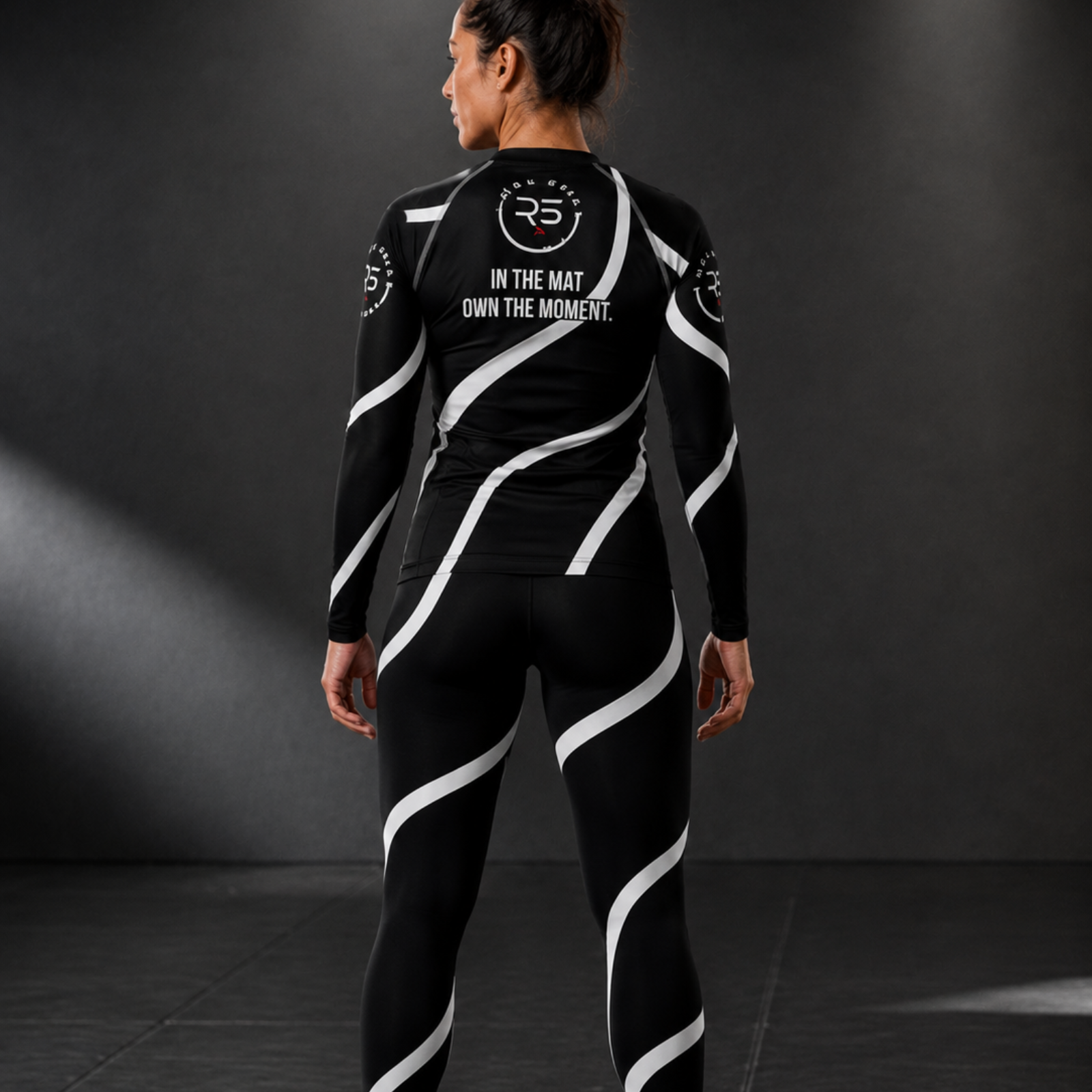 Roll Gear Black Swirl Rash Guard – Black/White, Women's.